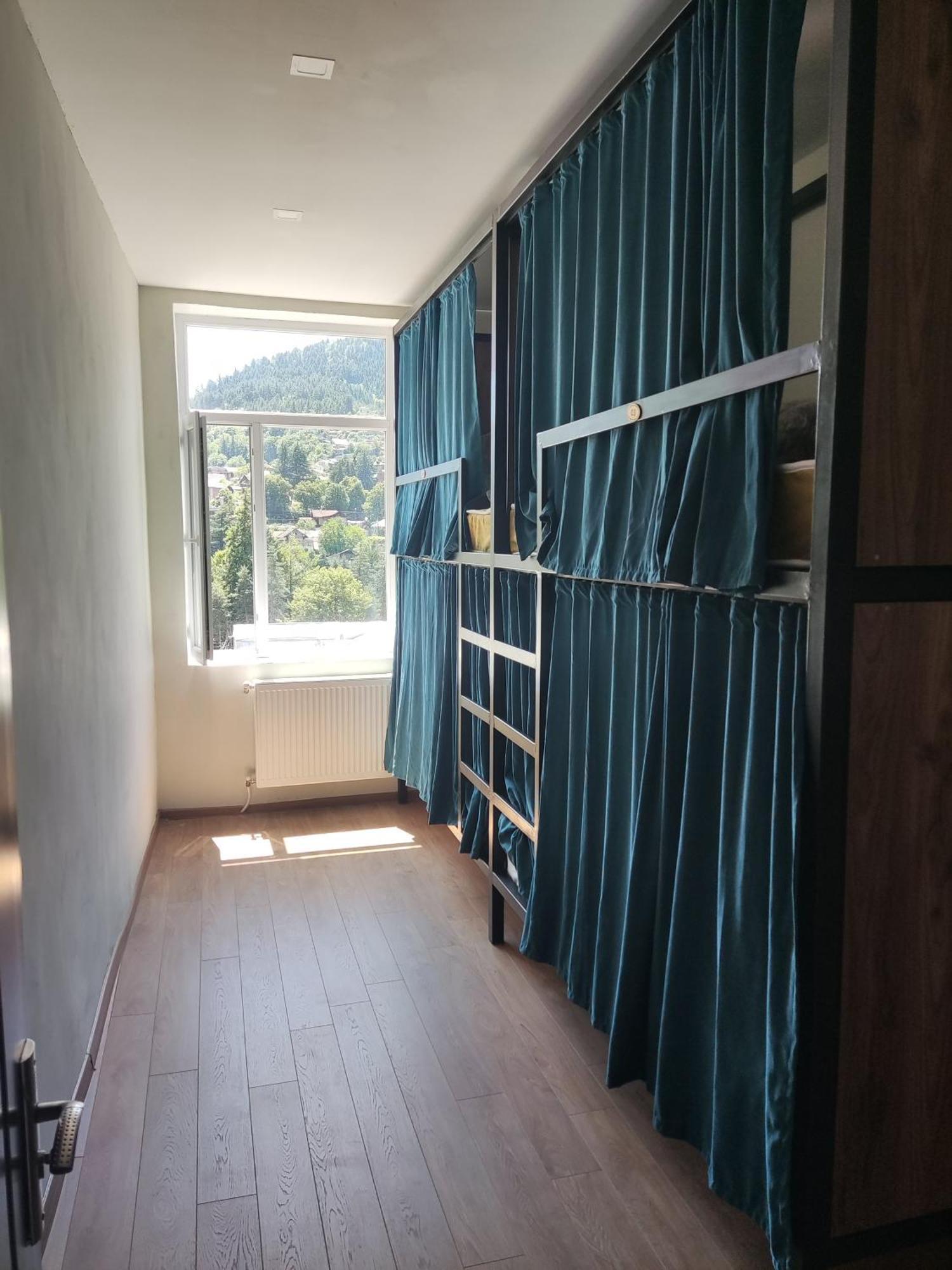 Ati Mta - Eco Hostel Borjomi Eksteriør billede